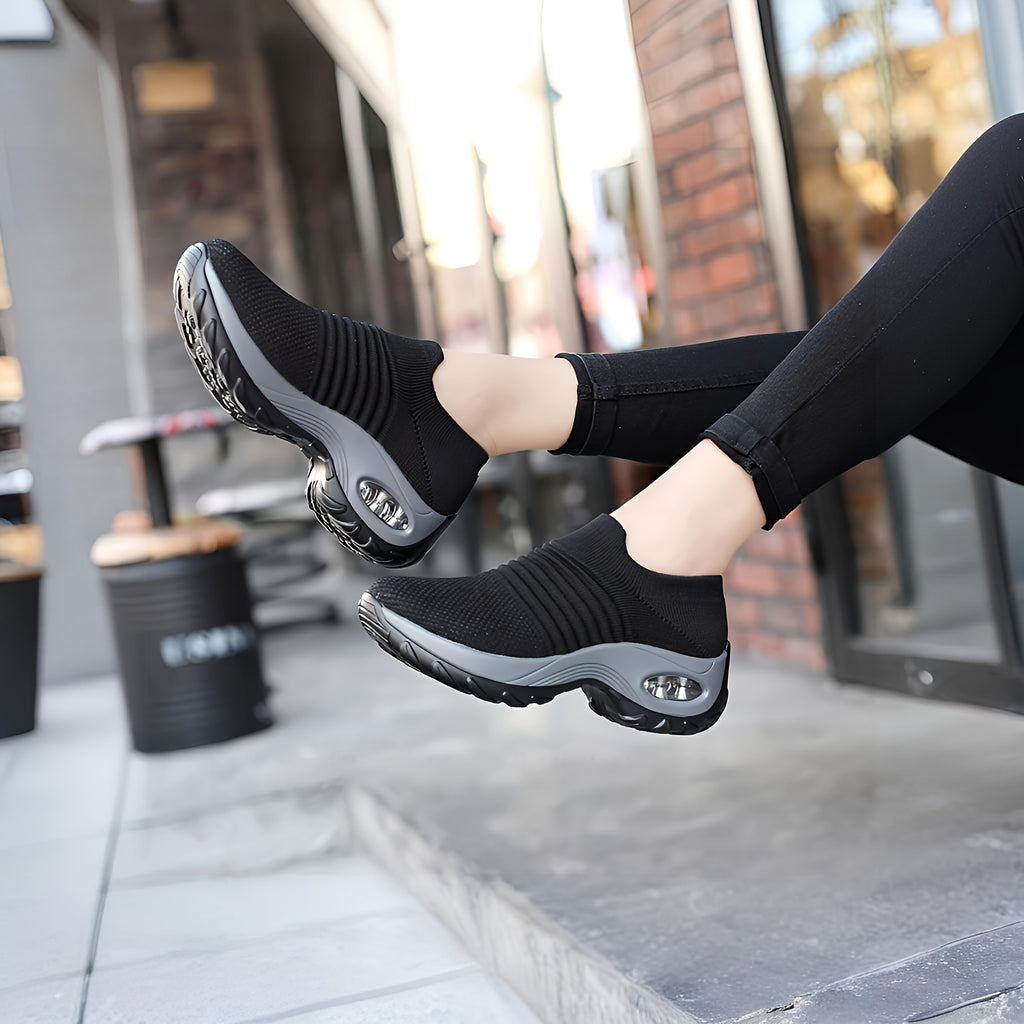 Womens Lightweight Air Cushion Sole Sneakers - Breathable Mesh Running Shoes with Stylish Low Top Design - Ideal for Comfort and Style